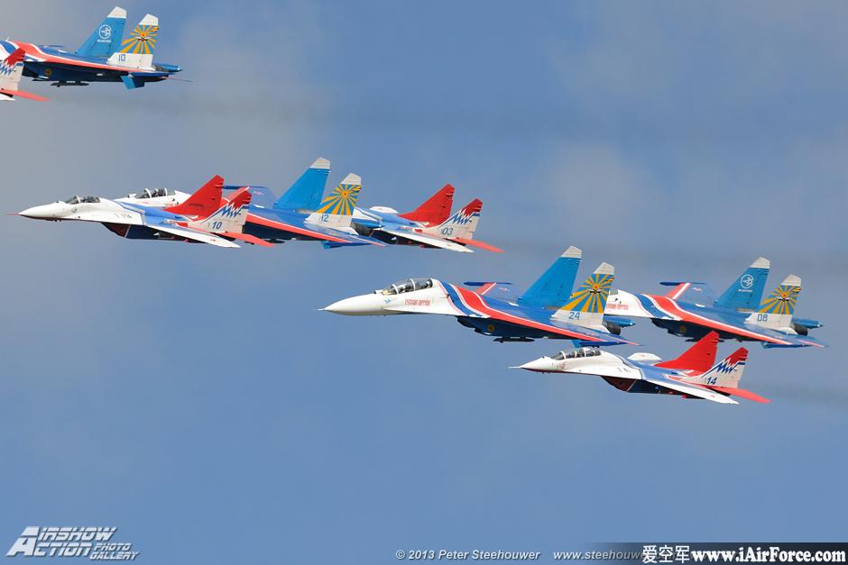 2013莫斯科航展第一天飞行表演 勇士飞行表演队 苏-27
