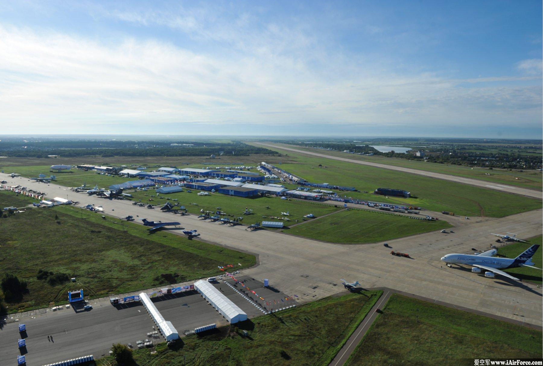 2013莫斯科航展停机坪机场鸟瞰