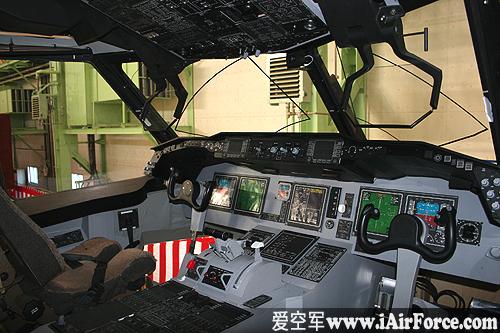 p-1反潜巡逻机驾驶舱