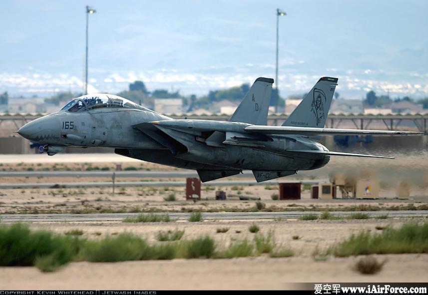 F-14D 低空飞行 战斗机 雄猫 Tomcat