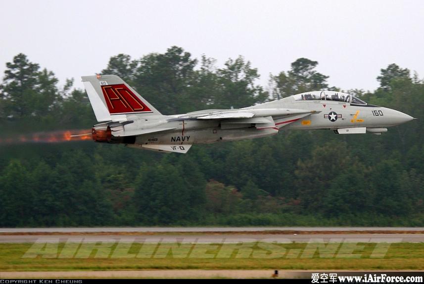 F-14D 低空飞行 战斗机 雄猫 Tomcat