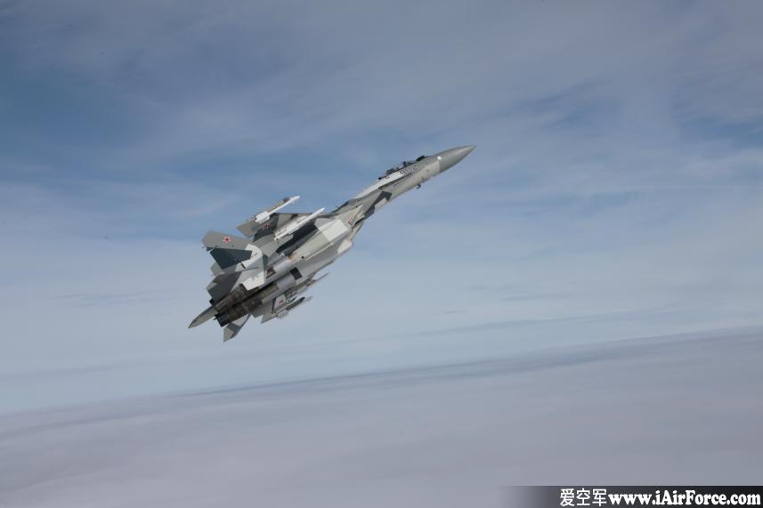 苏-35 空中飞行 Su-35