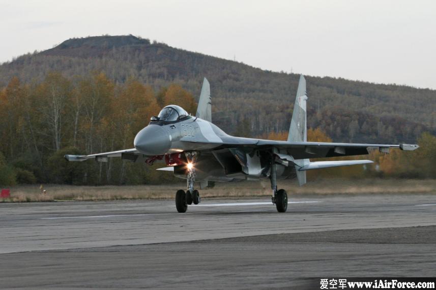 苏-35 滑行起飞 Su-35