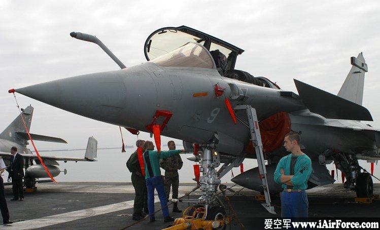 阵风M (rafale M) 航母停放