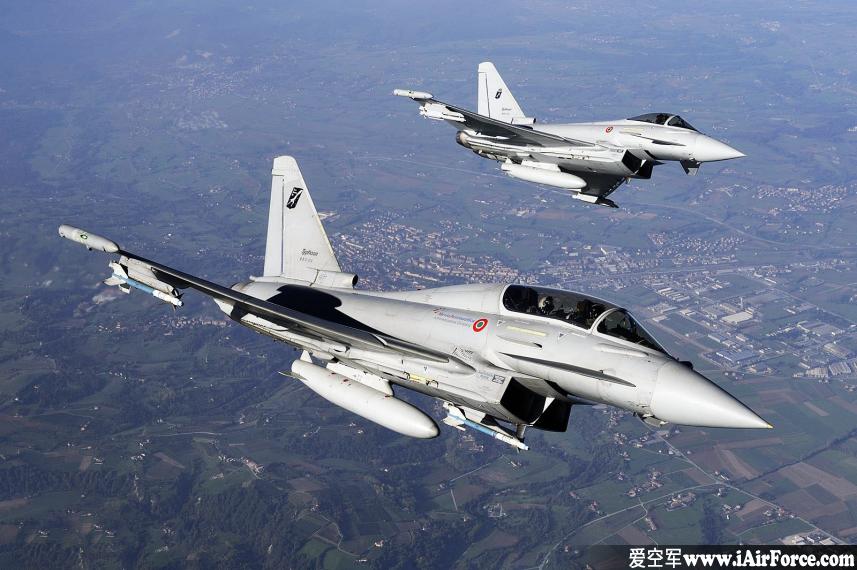 台风 Typhoon 战斗机双机飞行