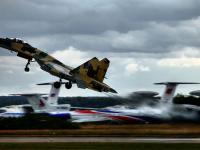 Su-35 起飞爬升