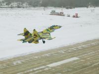 苏-35 准备着陆 Su-35