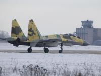 苏-35 901冬季机场 Su-35