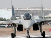 苏-35 前视准备起飞 Su-35